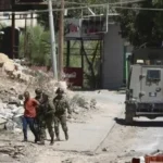 اعتقال 70 فلسطينياً في الضفة الغربية