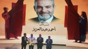 أحمد عبد العزيز يشارك في مهرجان المسرح رغم ظروفه الصحية