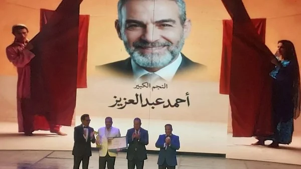 أحمد عبد العزيز يشارك في مهرجان المسرح رغم ظروفه الصحية