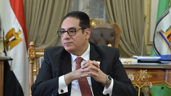 تهنئة رئيس جامعة القاهرة للدكتور محمود صديق