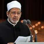 تواضع شيخ الأزهر يُدخل الفرحة على أوائل الثانوية