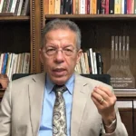 نقيب الأطباء يطالب بوقف قبول طلاب الجدد بكليات الطب المخالفة
