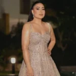 بوسي تتألق في أحدث حفلاتها بالساحل الشمالي