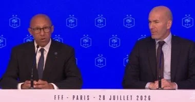 زيدان يقود المنتخب الفرنسي في عصر جديد