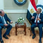 وزير البترول يبحث مع أباتشي خطط الاستكشاف في الصحراء الغربية