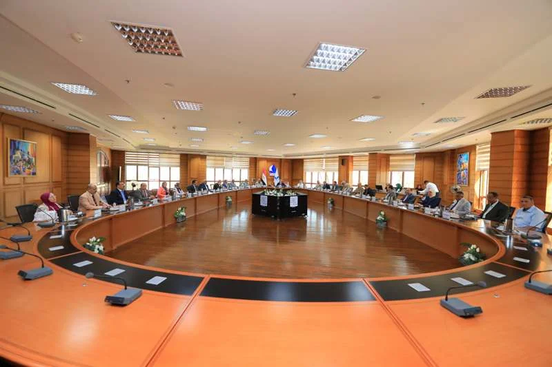 تطوير المناهج في جامعة كفر الشيخ