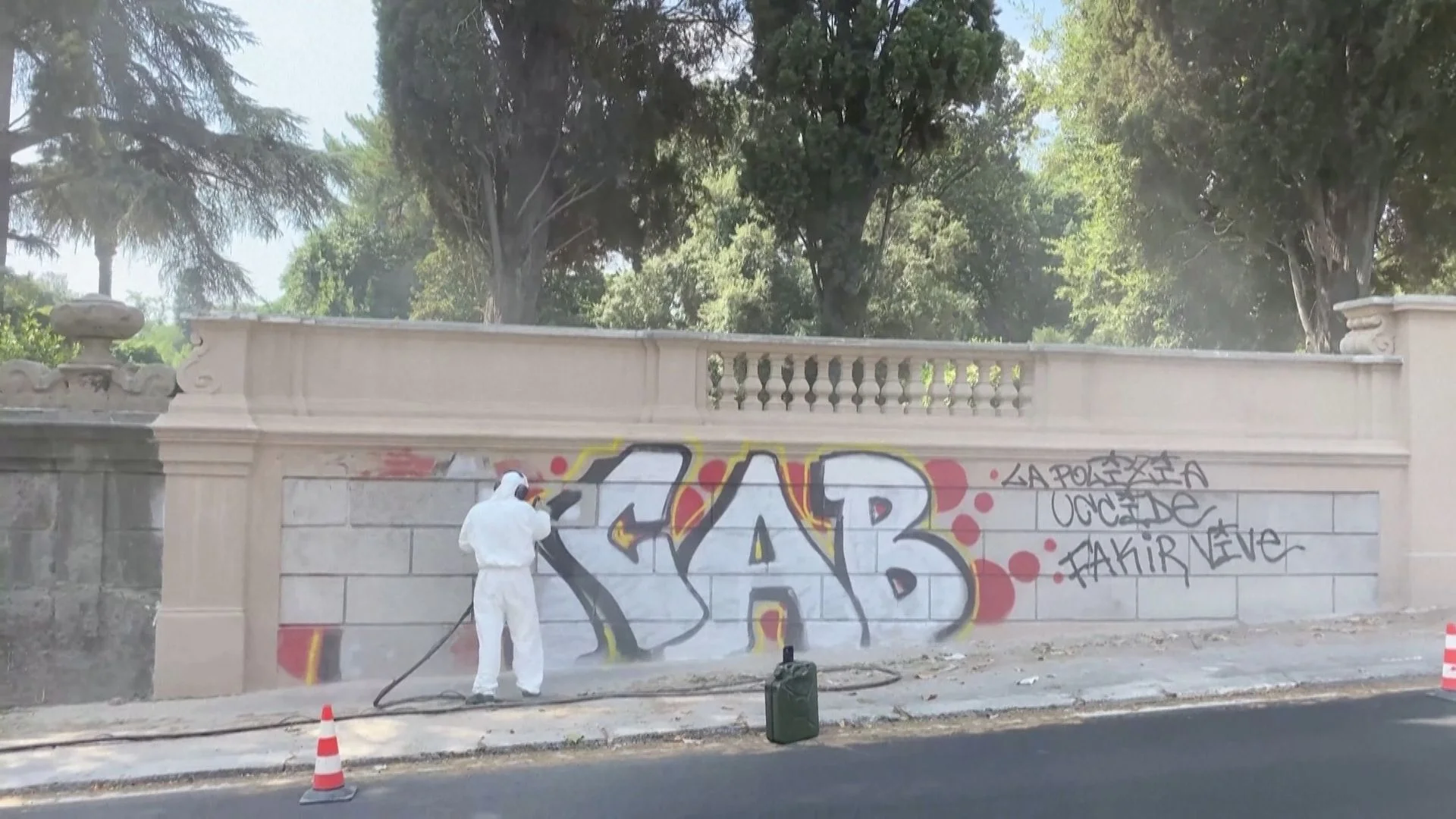 منظمات جديدة تواجه تحديات Graffiti في روما