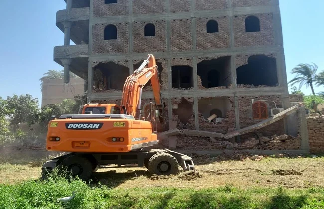 إزالة 1768 حالة تعدٍ في البحيرة خلال المرحلة الثالثة