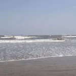 تحذيرات الأرصاد من تيارات السحب وكيفية النجاة منها