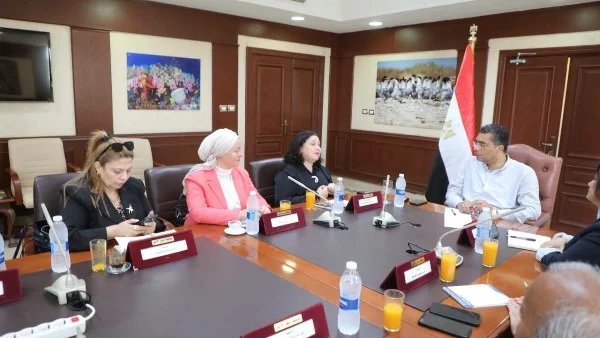 مشروع مصنع ملابس جاهزة في حلايب وشلاتين