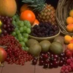 فوائد فواكه الصيف وتحذيرات من الإفراط في السكريات