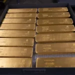 انخفاض أسعار الذهب بفعل قوة الدولار وعوائد السندات