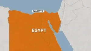 حريق يندلع في ميناء دمياط بمصر
