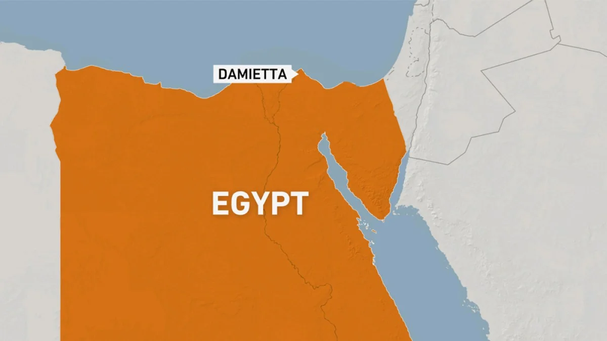 حريق يندلع في ميناء دمياط بمصر