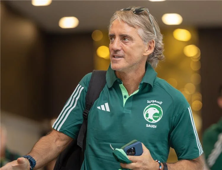 مانشيني يعتذر عن رحيله المفاجئ لتدريب السعودية