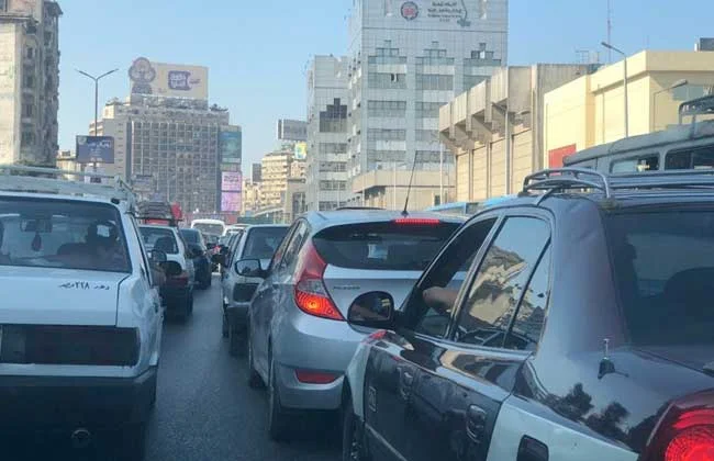 كثافات مرورية وتباطؤ في حركة السير بالقاهرة والجيزة
