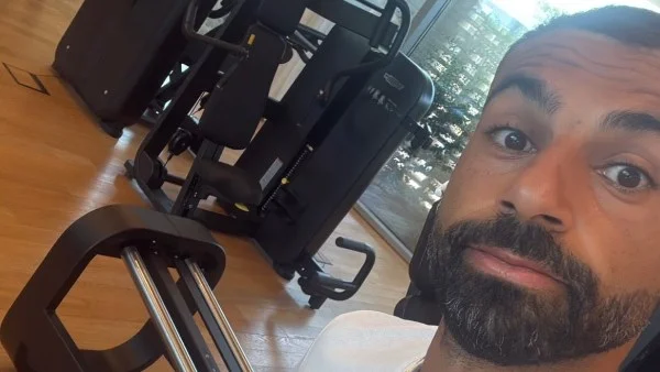 محمد صلاح يخطف الأنظار في ظهور جديد
