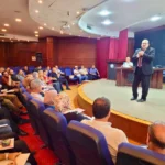وزير التعليم يطلق برنامج تدريب المعلمين الشامل