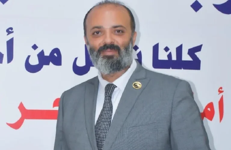 بيان الحكومة حول ميناء دمياط يعزز الثقة ويحد من الشائعات
