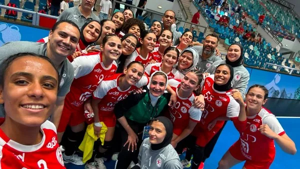 احتفال منتخب اليد بفوزه على فرنسا في بطولة العالم