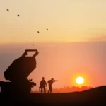 ارتفاع الطلب على الدفاع يعزز أسهم شركات كبرى