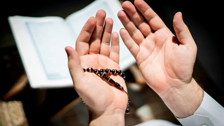 سنن وآداب يوم الجمعة في الإسلام
