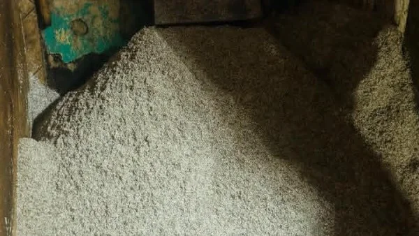 ضبط كيان مخالف ينتج الطحينة بالسادات