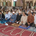 محافظ سوهاج يلتقي بالمواطنين في أخميم