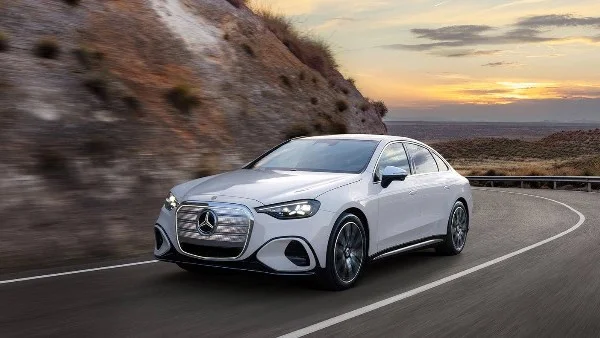 مرسيدس تطرح C-Class الكهربائية المصنوعة من البلاستيك