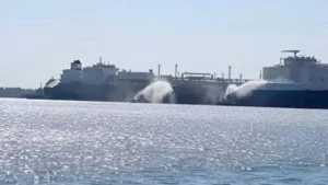 الديهي: الإعلام المصري يتعامل بمسؤولية مع حريق دمياط