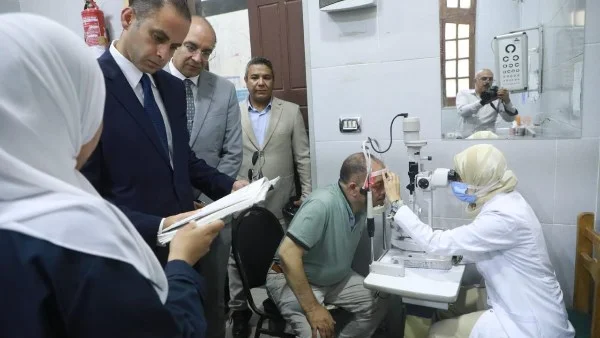 جولة تفقدية لنائب وزير الصحة بمستشفى رمد قلاوون