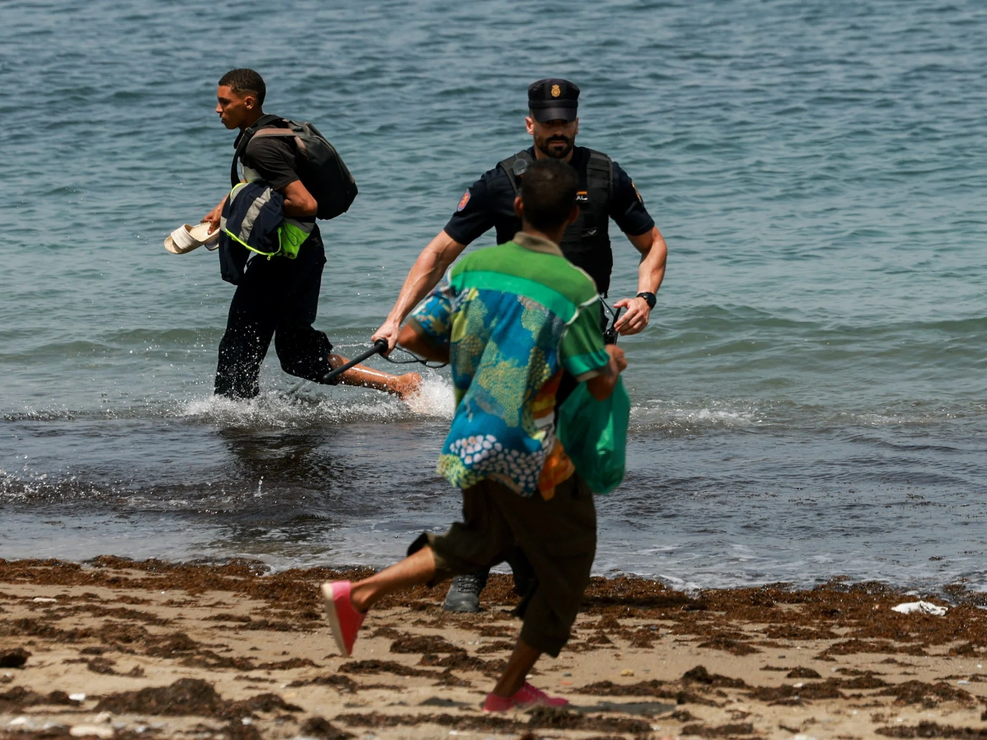 ارتفاع عدد المهاجرين المتوفين في سبتة إلى 72 شخصاً