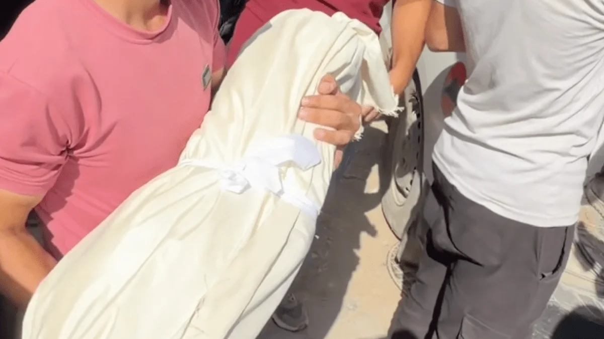 العثور على جنين بين أنقاض غارة إسرائيلية على غزة