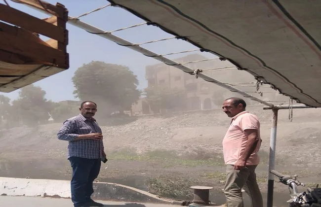 محافظ سوهاج يستجيب لاستغاثة بشأن إلقاء مخلفات في النيل