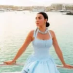 ميريهان حسين تتألق بإطلالة جذابة في الساحل الشمالي