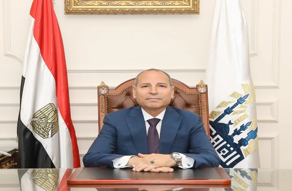 انهيار جزئي لعقار في روض الفرج بسبب زلزال القاهرة