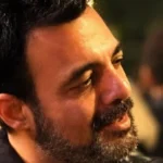 عمرو محمود ياسين يحذر من شائعات الزلازل على الهواتف
