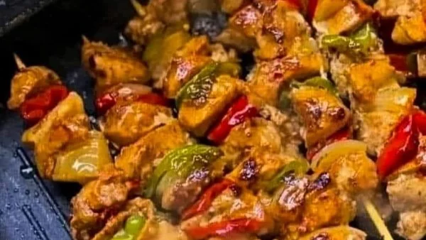 طريقة تحضير الشيش طاووق بمكونات لذيذة