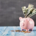 كيف يمكن توزيع 10,000 دولار على 5 أسهم طاقة