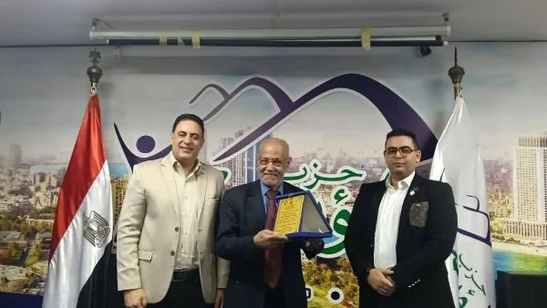 الشباب المبتكرون قوة بناء الجمهورية الجديدة