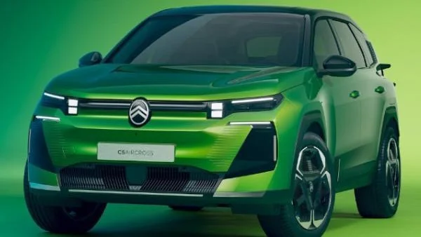 مواصفات سيارة سيتروين C5 اير كروس 2027