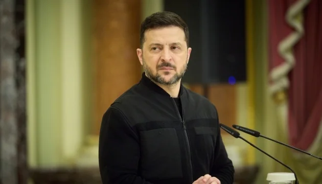 زيلينسكي يؤكد تعزيز الأمن والدفاع الجوي في أوكرانيا