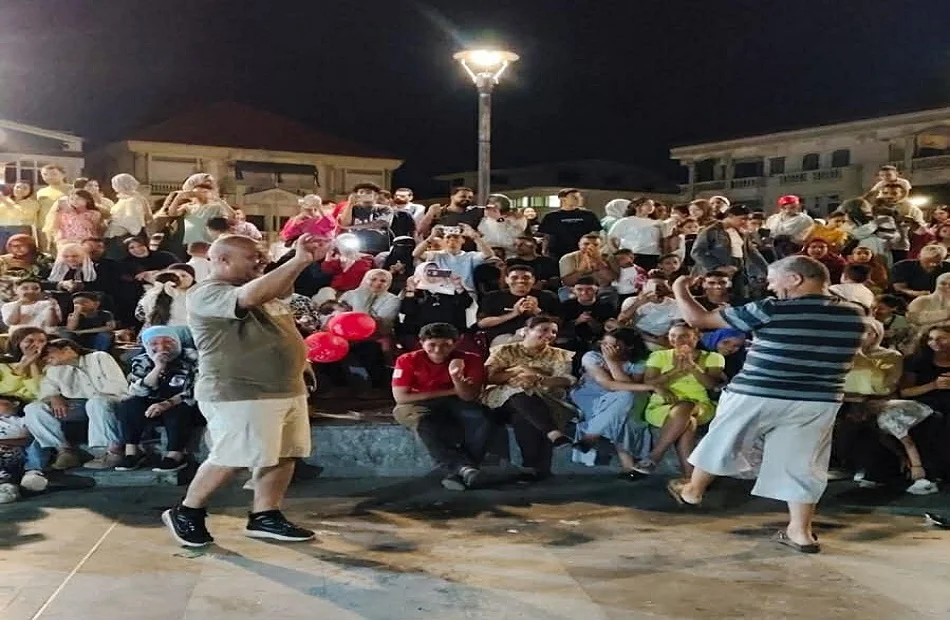 أطفال أوبرا عربي يتألقون في شاطئ الفن برأس البر