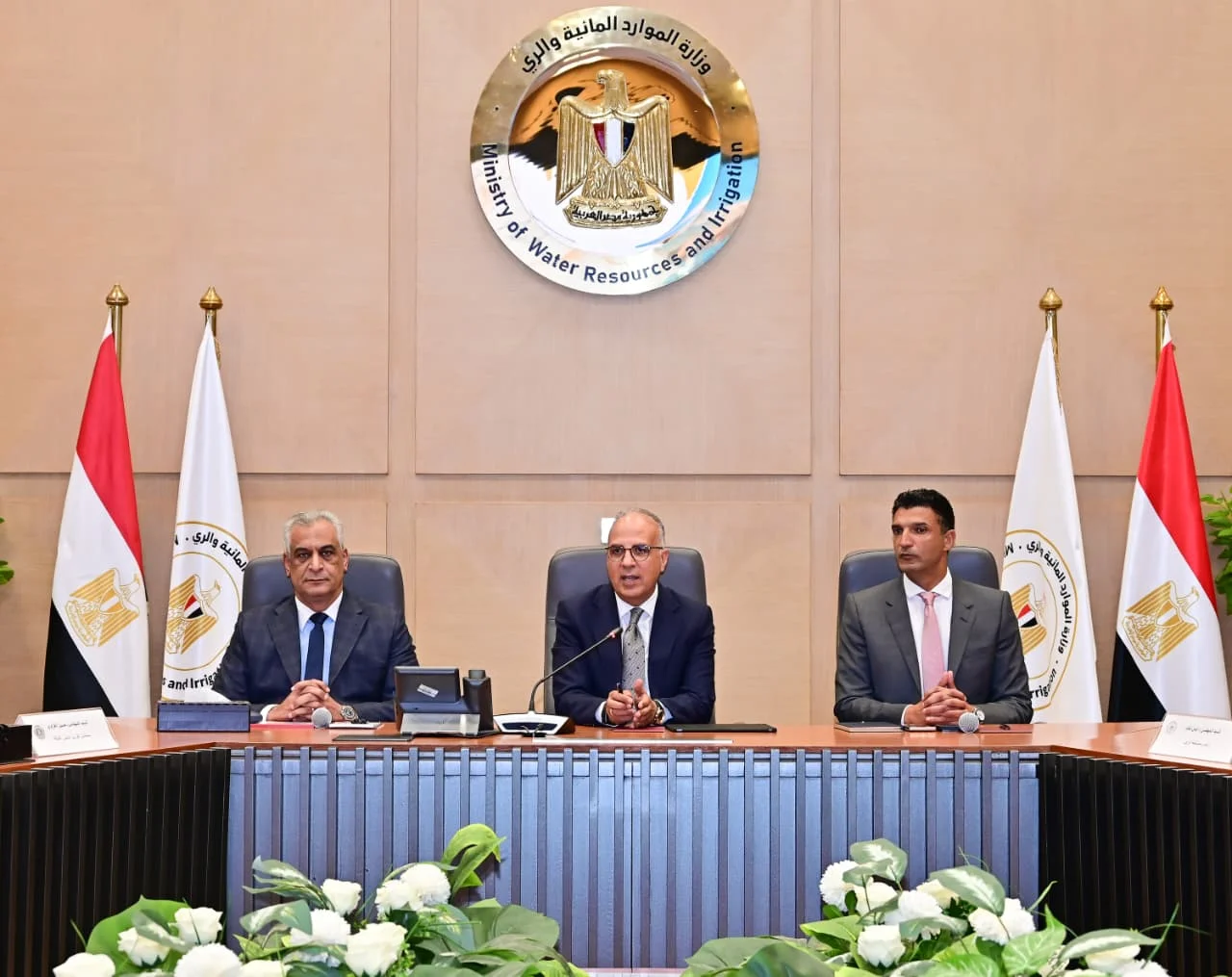 وزراء الموارد المائية والصناعة يبحثون إدارة المياه الصناعية