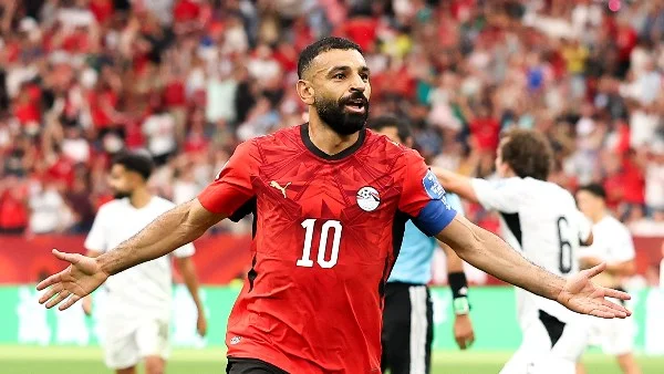 طرابزون سبور يعلن انتقال محمد صلاح ويتابع رحلته