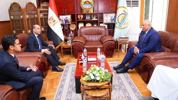 جولة وزير العمل في مطروح لدعم التدريب المهني