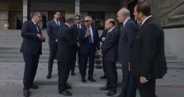زيارة مفاجئة من وزير العدل لمحكمة شمال القاهرة