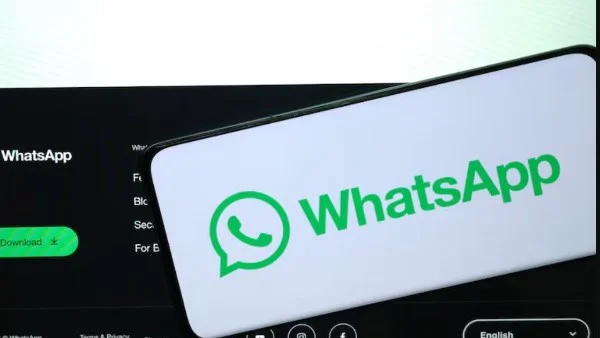 تحديثات جديدة لواتساب لتحسين المحادثات الجماعية