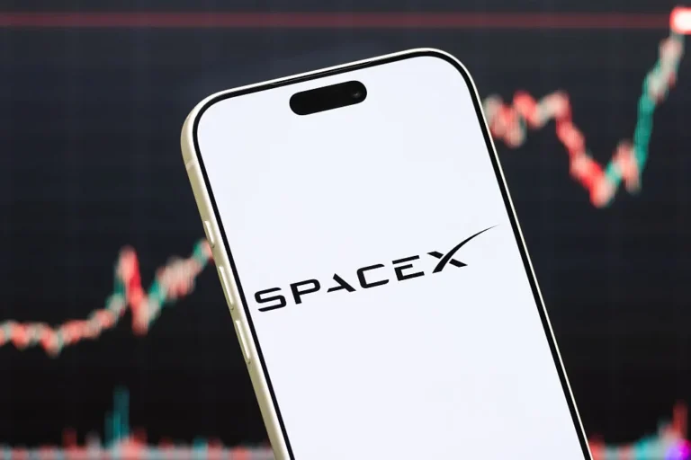 خطط SpaceX المستقبلية ترتكز على Starlink وGrok
