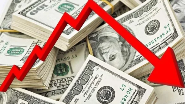 هبوط سعر الدولار 140 قرشاً أمام الجنيه في البنوك